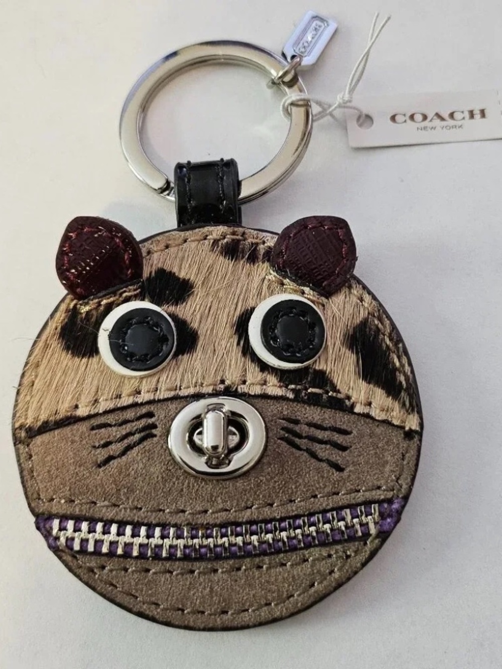 COACH CAT LEOPARD OCELOT KEY RING SUEDE LEATHER ZIPPERED NEW RETIRED W/BOX